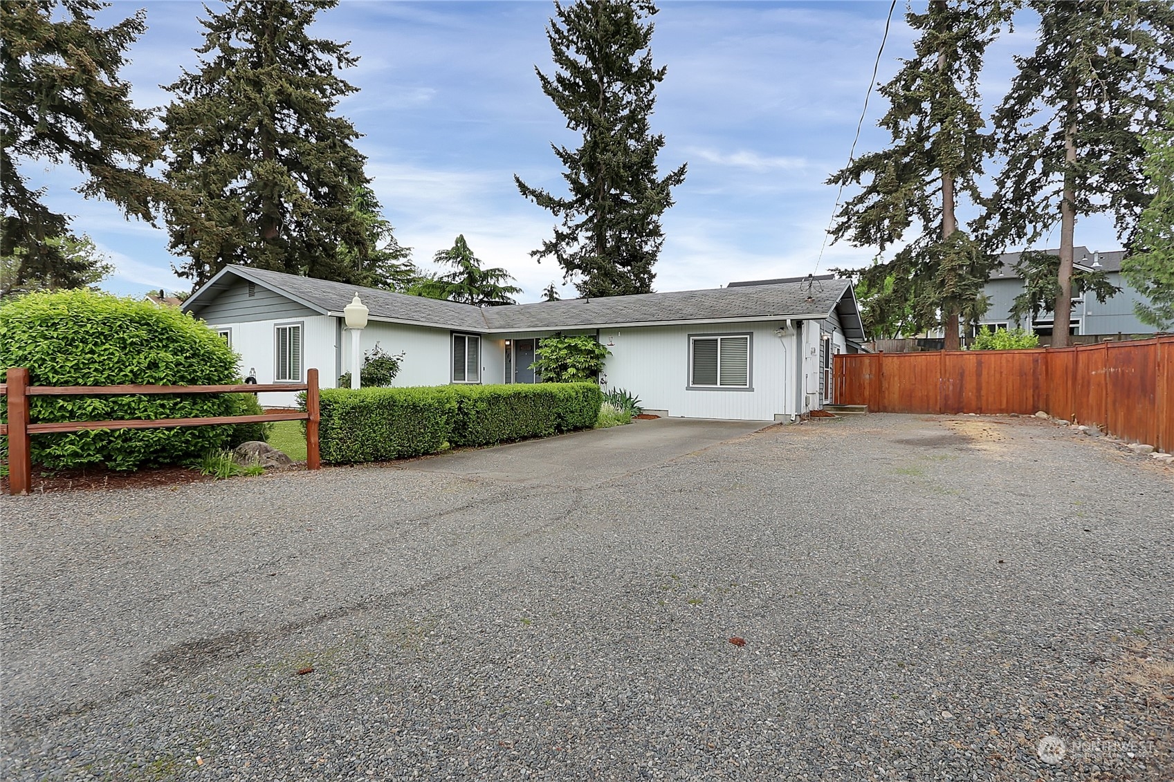 604 27th Avenue Se Puyallup WA 98374