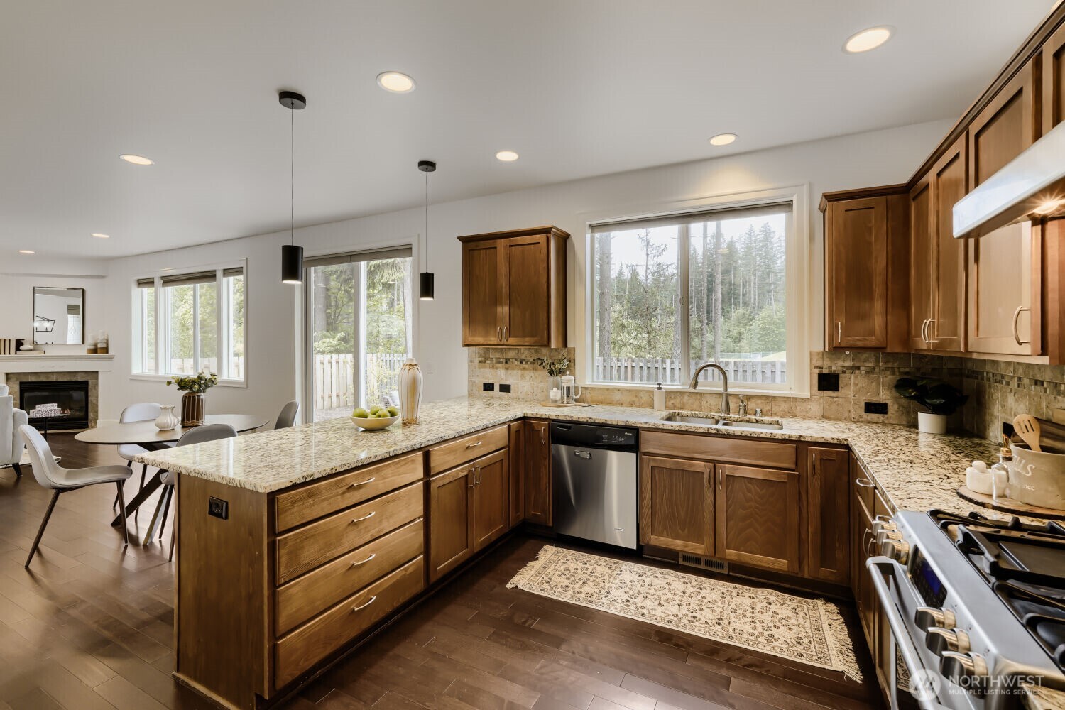 23257 SE 34th Place Sammamish WA 98075
