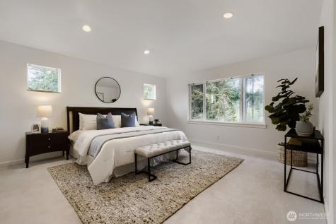 23257 SE 34th Place Sammamish WA 98075
