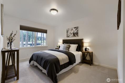 23257 SE 34th Place Sammamish WA 98075