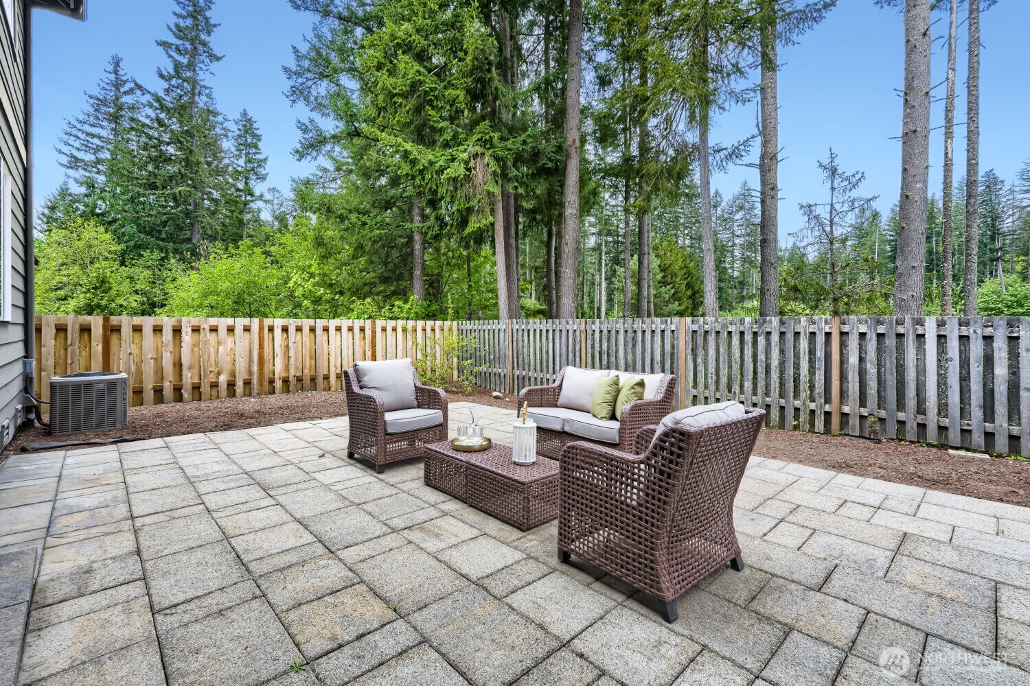 23257 SE 34th Place Sammamish WA 98075