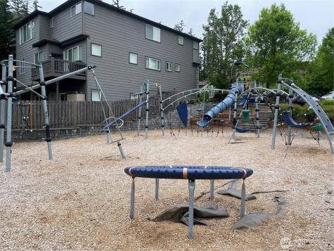 23257 SE 34th Place Sammamish WA 98075