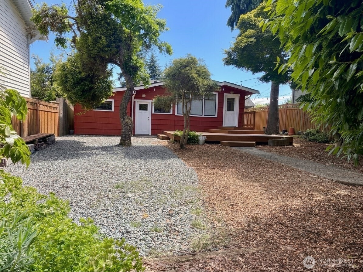 3052 38th Avenue SW Seattle WA 98136