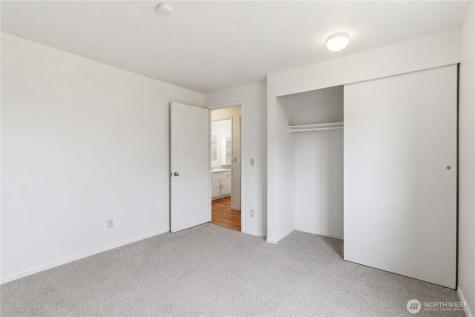 25327 118th Avenue SE Kent WA 98030