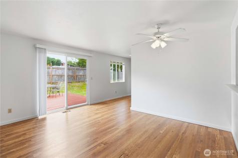25327 118th Avenue SE Kent WA 98030