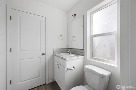 223 Poplar Street NE Royal City WA 99357