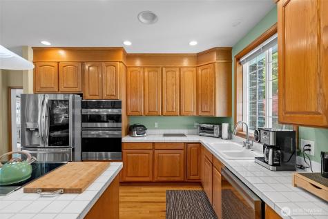 8423 Dormar Drive SE Port Orchard WA 98367