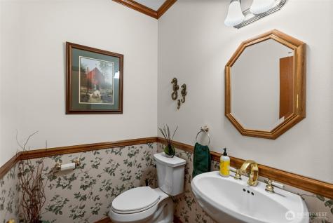 8423 Dormar Drive SE Port Orchard WA 98367