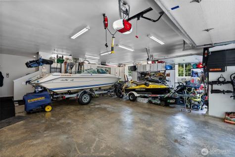 8423 Dormar Drive SE Port Orchard WA 98367