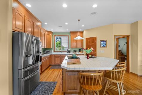 8423 Dormar Drive SE Port Orchard WA 98367