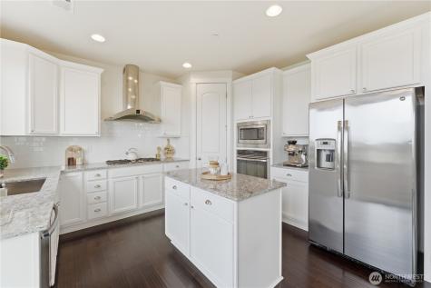 8218 NE 196 Street Kenmore WA 98028