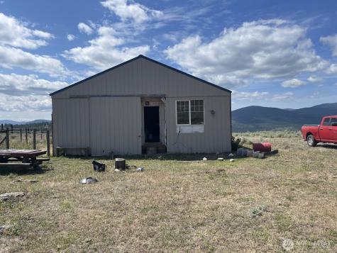 16 Breezy Lane Tonasket WA 98855