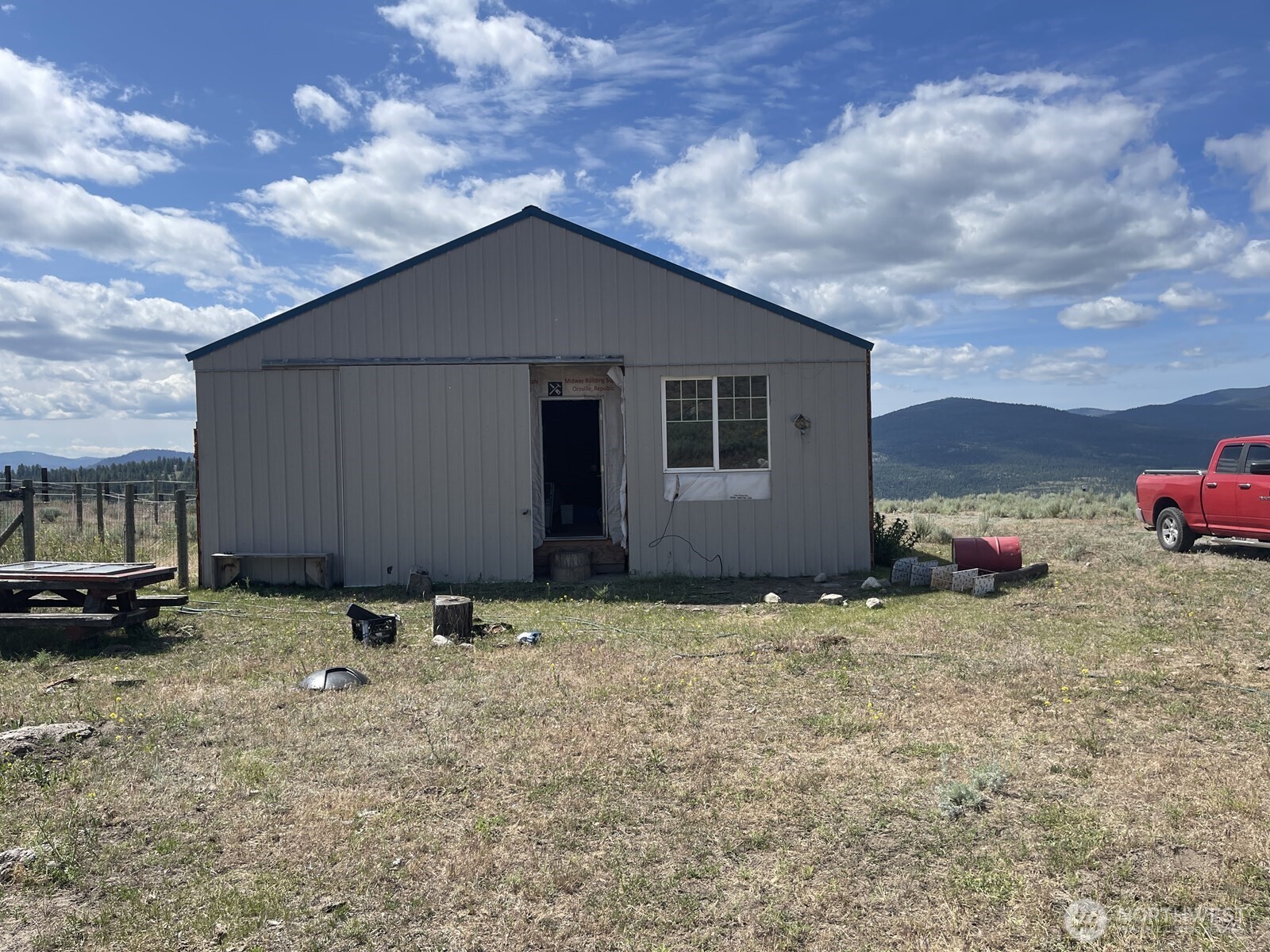 16 Breezy Lane Tonasket WA 98855