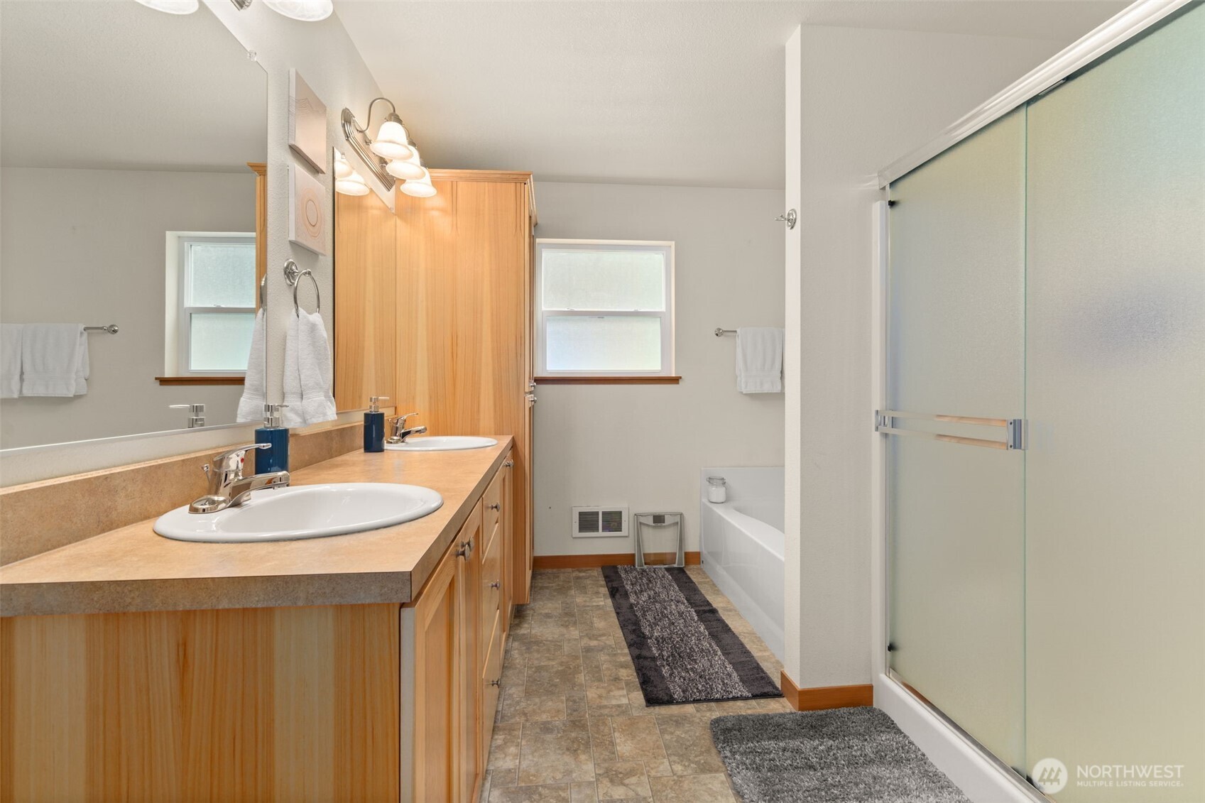 236 Chilvers Road Chehalis WA 98532
