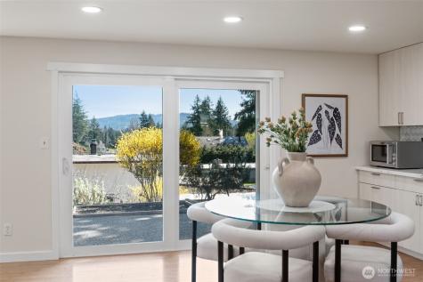16127 SE 5th Street Bellevue WA 98008