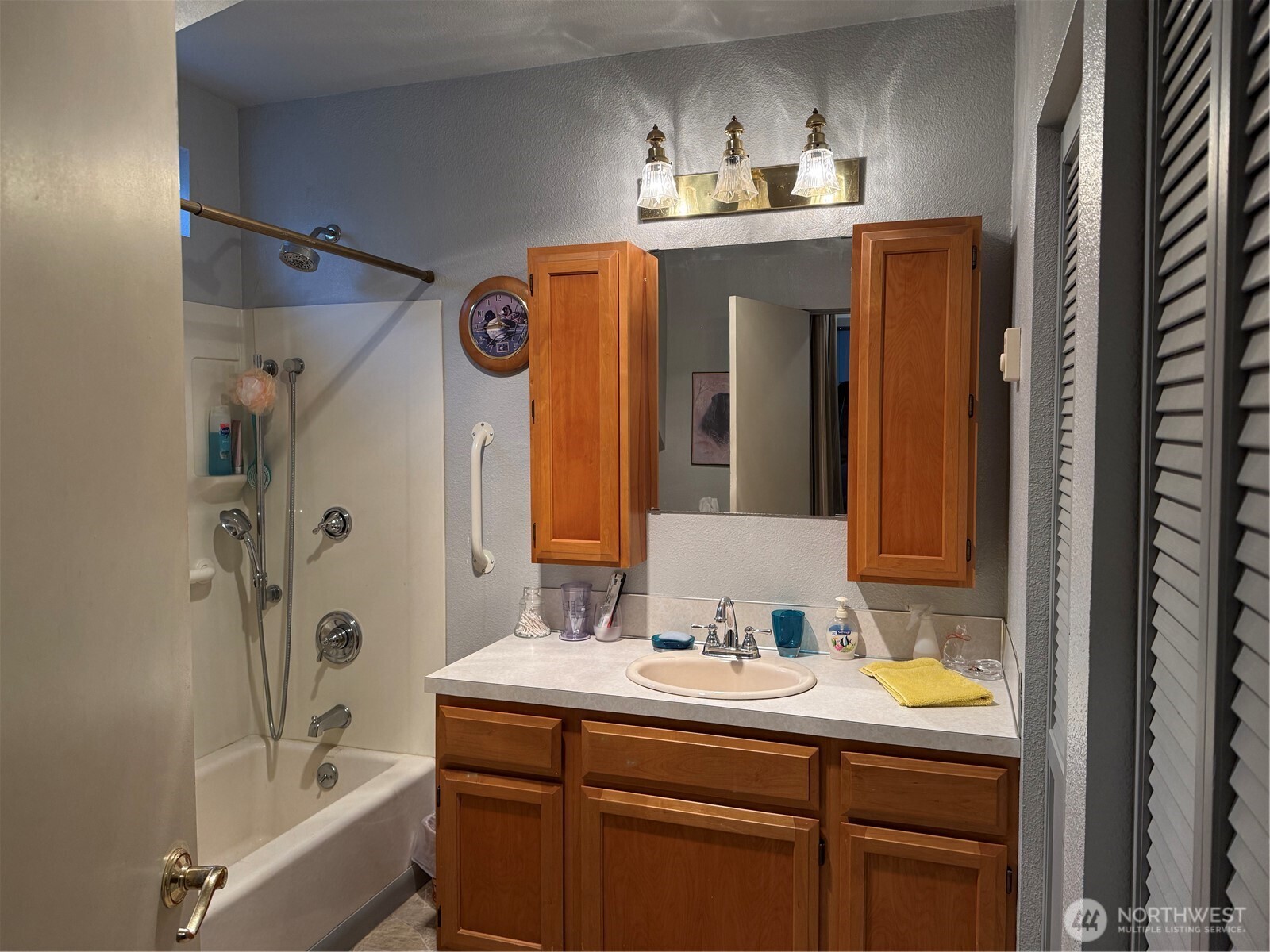 1907 Simpson Avenue Aberdeen WA 98520