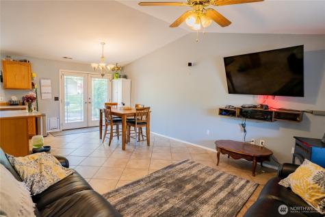 7887 Dahl Road NE Moses Lake WA 98837