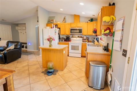 7887 Dahl Road NE Moses Lake WA 98837