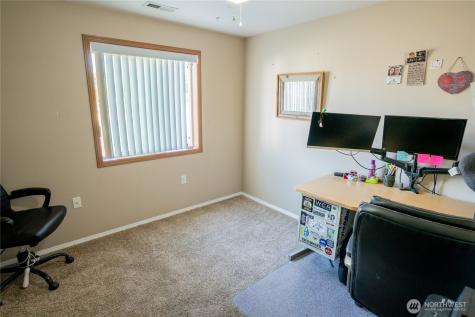 7887 Dahl Road NE Moses Lake WA 98837