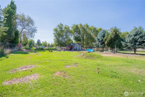 7887 Dahl Road NE Moses Lake WA 98837