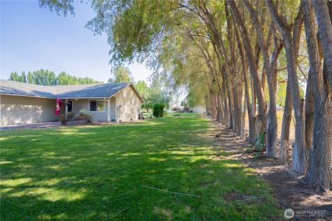 7887 Dahl Road NE Moses Lake WA 98837