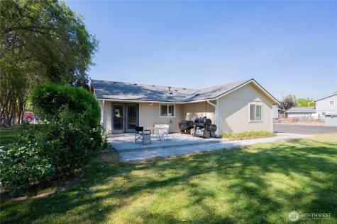 7887 Dahl Road NE Moses Lake WA 98837