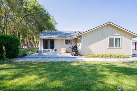 7887 Dahl Road NE Moses Lake WA 98837