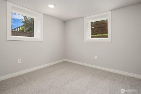 2302 E Pike Street Seattle WA 98122