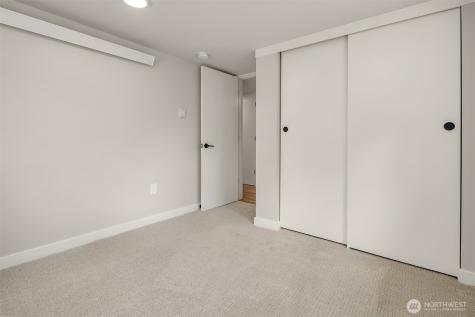 2302 E Pike Street Seattle WA 98122