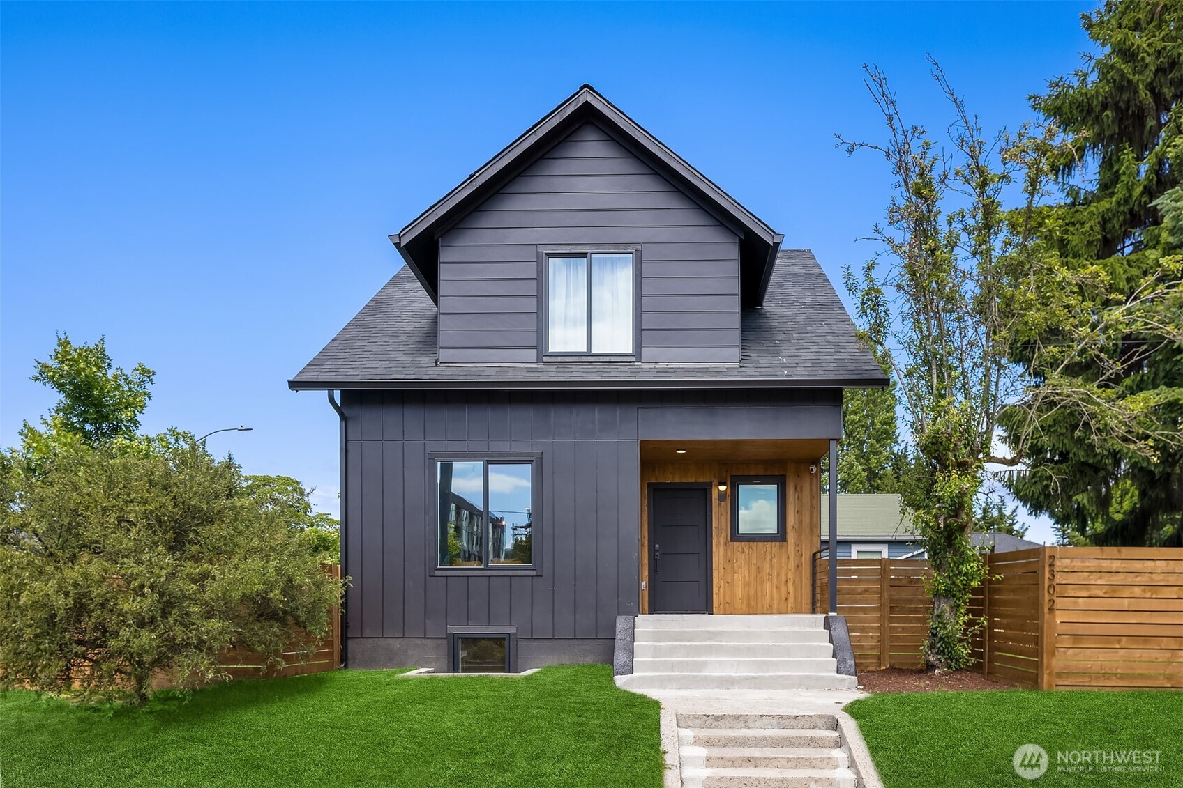 2302 E Pike Street Seattle WA 98122