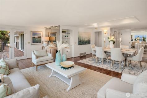 4701 84th Avenue SE Mercer Island WA 98040