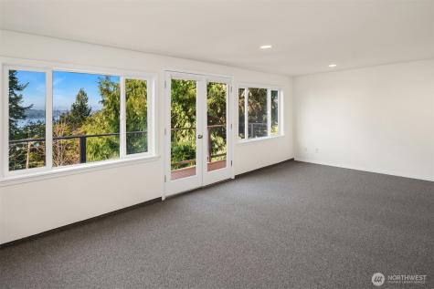 4701 84th Avenue SE Mercer Island WA 98040