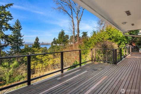4701 84th Avenue SE Mercer Island WA 98040