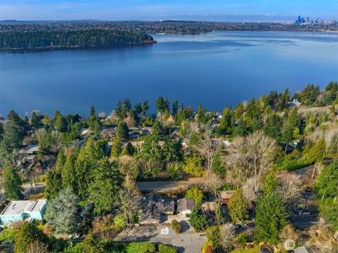 4701 84th Avenue SE Mercer Island WA 98040