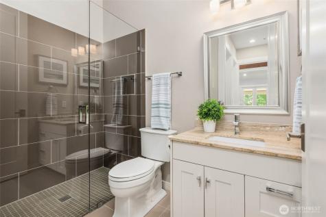 20313 217th Avenue NE Woodinville WA 98077