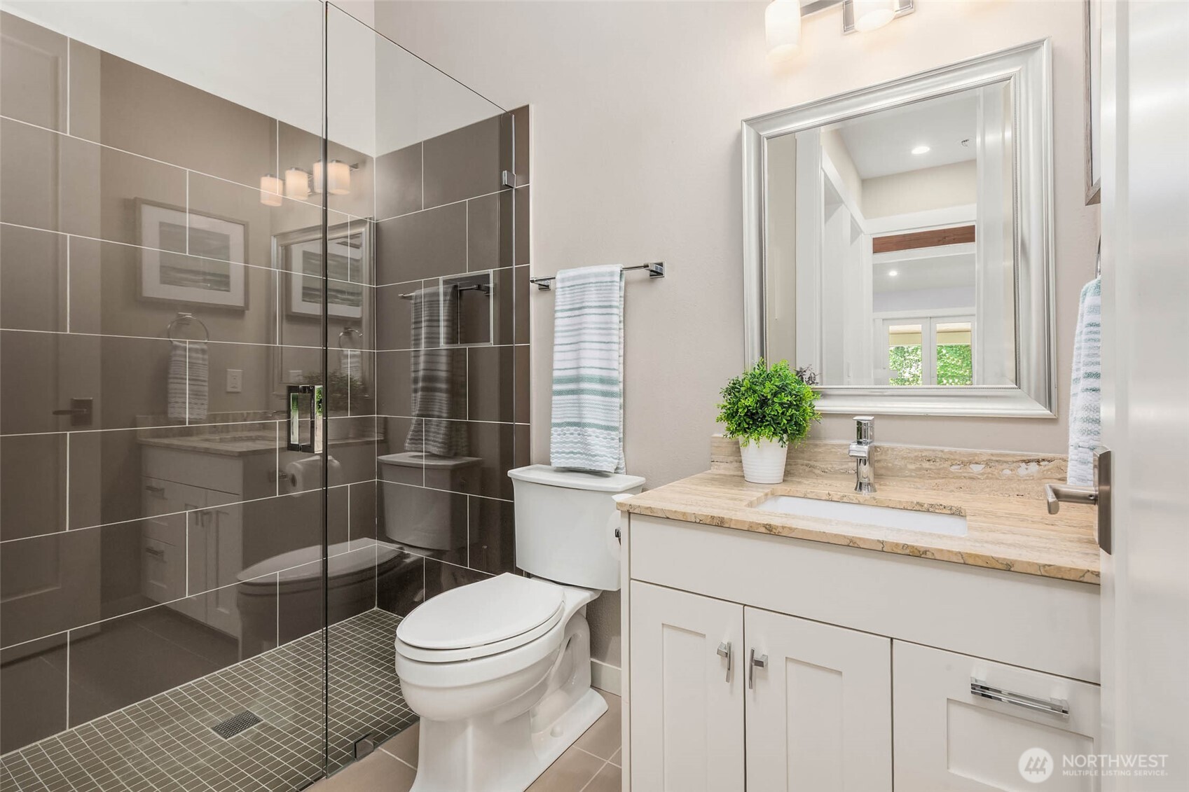 20313 217th Avenue NE Woodinville WA 98077