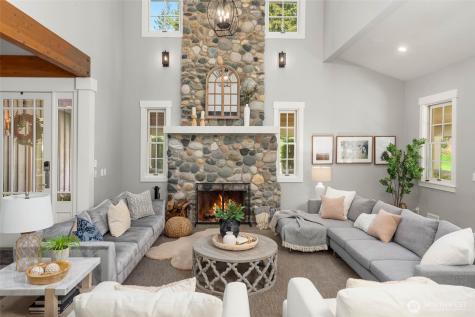 20313 217th Avenue NE Woodinville WA 98077