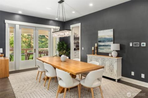 20313 217th Avenue NE Woodinville WA 98077