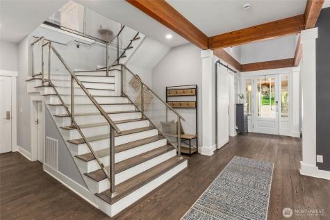 20313 217th Avenue NE Woodinville WA 98077