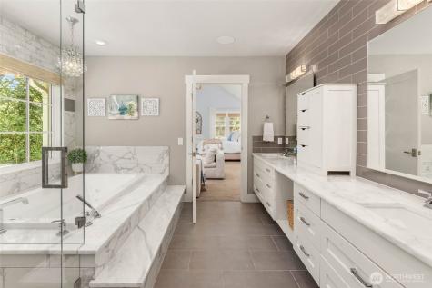 20313 217th Avenue NE Woodinville WA 98077