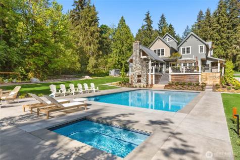 20313 217th Avenue NE Woodinville WA 98077