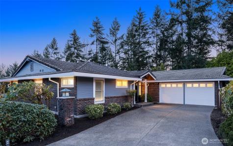 213 171st Bellevue WA 98008