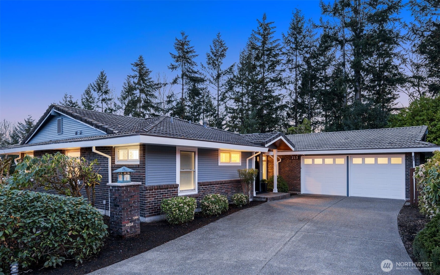 213 171st Place NE Bellevue WA 98008
