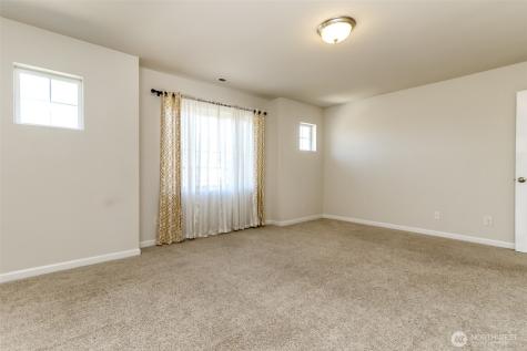 7824 165th Street Ct E Puyallup WA 98375