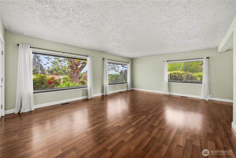 2911 Elwood Drive W Tacoma WA 98466