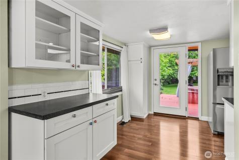 2911 Elwood Drive W Tacoma WA 98466