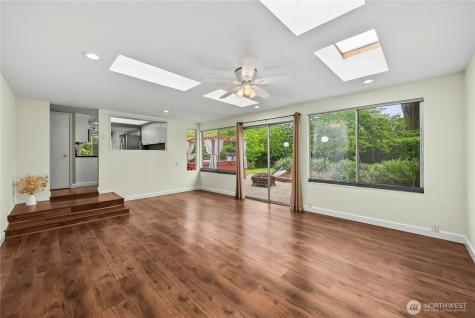 2911 Elwood Drive W Tacoma WA 98466