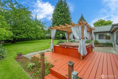 2911 Elwood Drive W Tacoma WA 98466