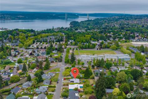 2911 Elwood Drive W Tacoma WA 98466