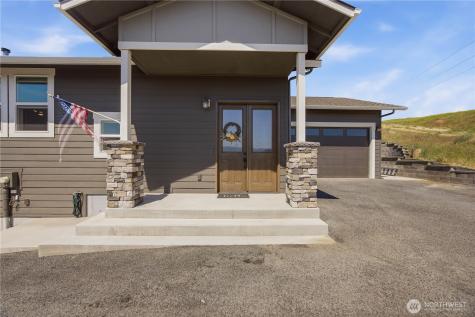 827 Madeleine Court East Wenatchee WA 98802